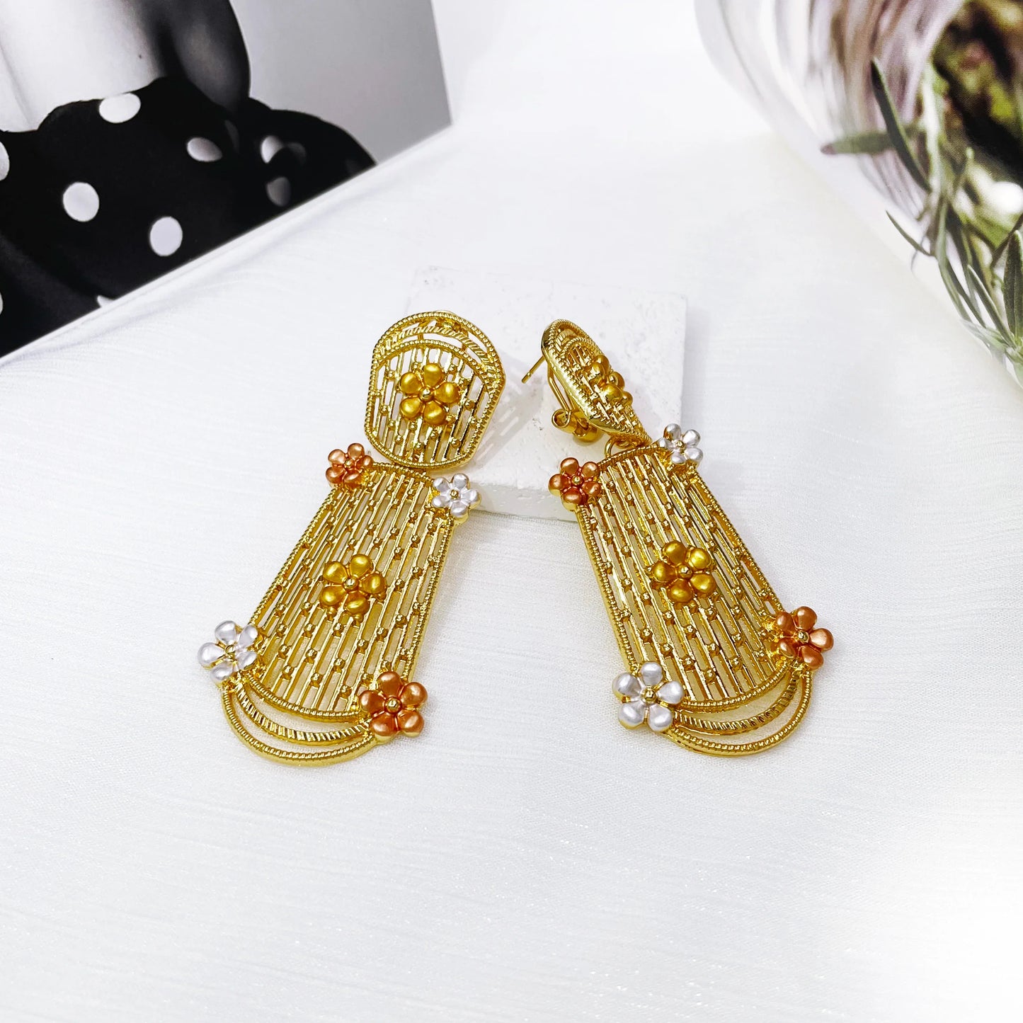 NNEOBA Jewelry Set Women Tricolor Necklace Earrings Bracelet Ring-4
