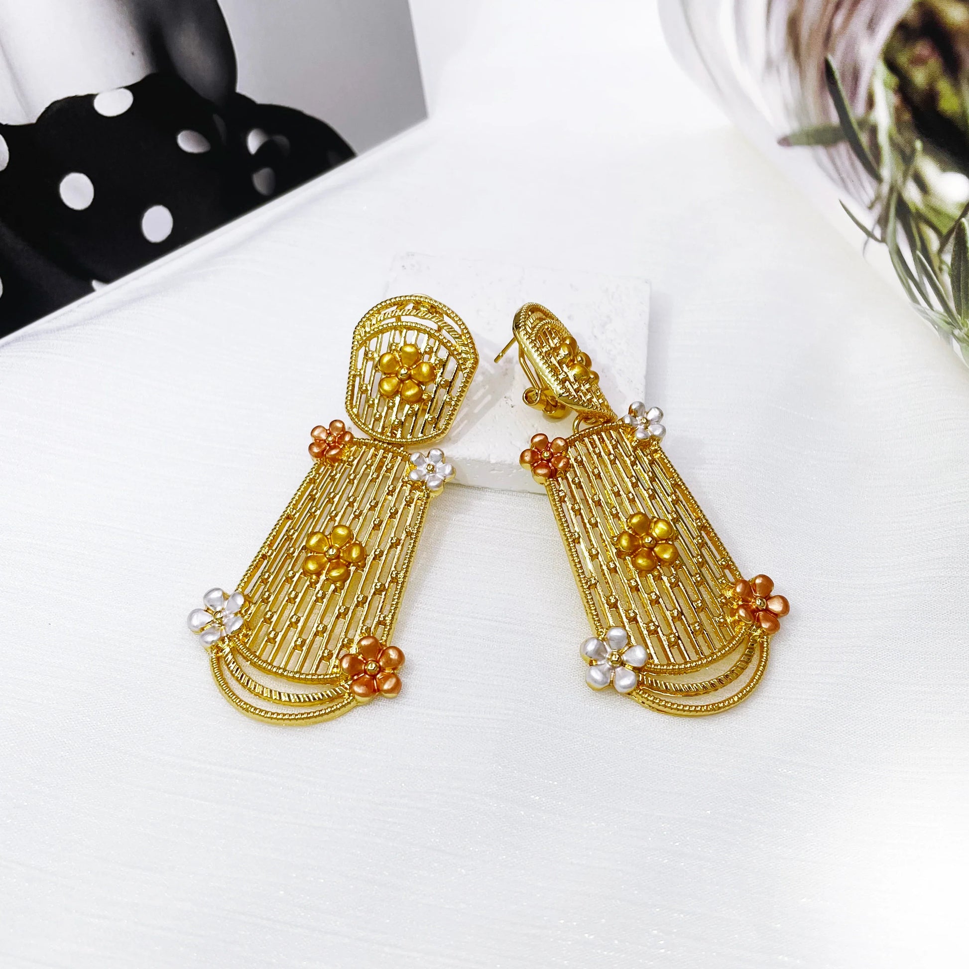NNEOBA Jewelry Set Women Tricolor Necklace Earrings Bracelet Ring-4
