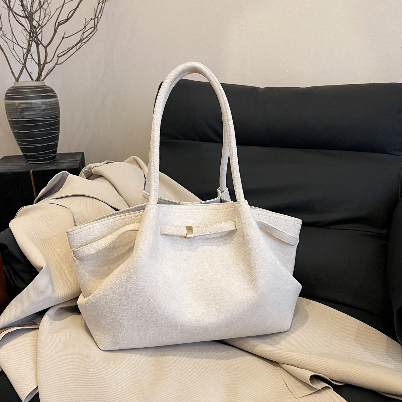 NNEDSZ Beige Elegant Suede Tote Bag - Soft and Stylish Handbag for Everyday Use-0